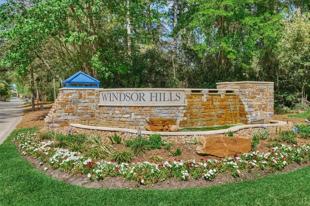 98 N Country Gate Circle, The Woodlands, TX 77384