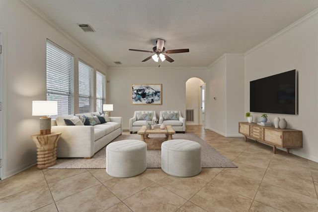 98 N Country Gate Circle, The Woodlands, TX 77384