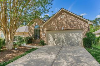98 N Country Gate Circle, The Woodlands, TX 77384