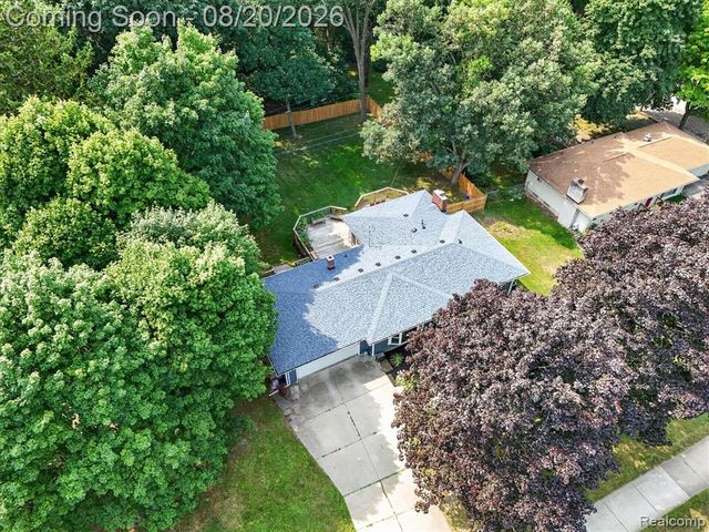 6235 Waldon Road, Clarkston, MI 48346