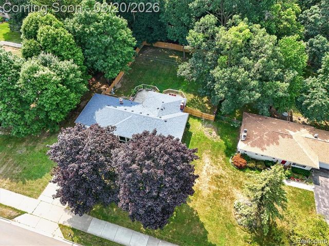 6235 Waldon Road, Clarkston, MI 48346