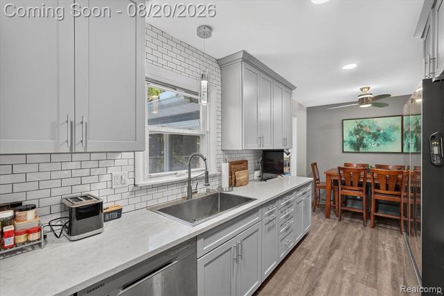 6235 Waldon Road, Clarkston, MI 48346