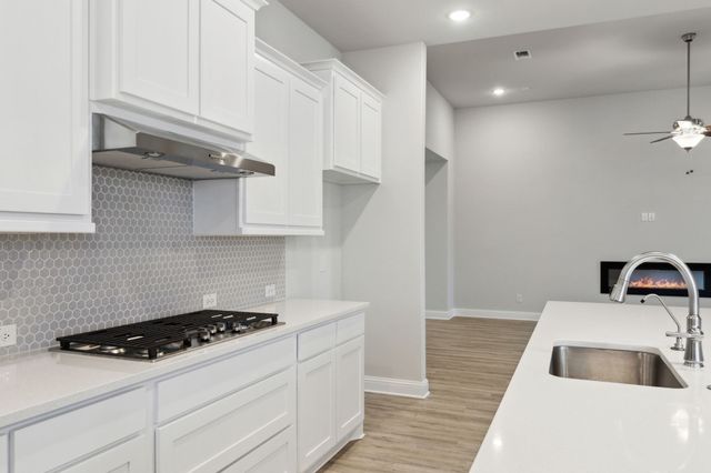 1020 Desert Rose Lane, Crowley, TX 76036