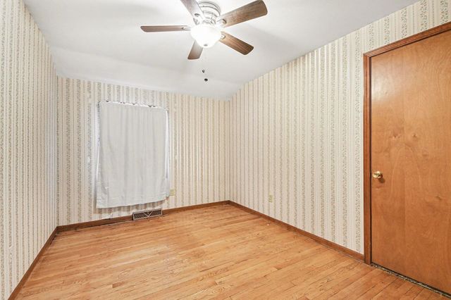 5560 Greenboro Drive Se, City Of Kentwood, MI 49508