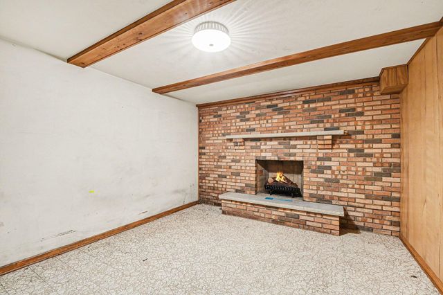 5560 Greenboro Drive Se, City Of Kentwood, MI 49508