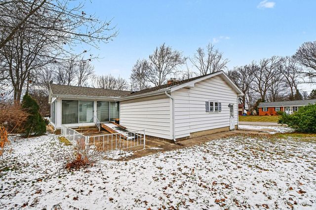 5560 Greenboro Drive Se, City Of Kentwood, MI 49508