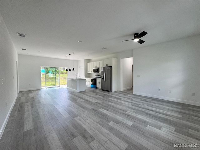 7549 N Santos Drive, Citrus Springs, FL 34434