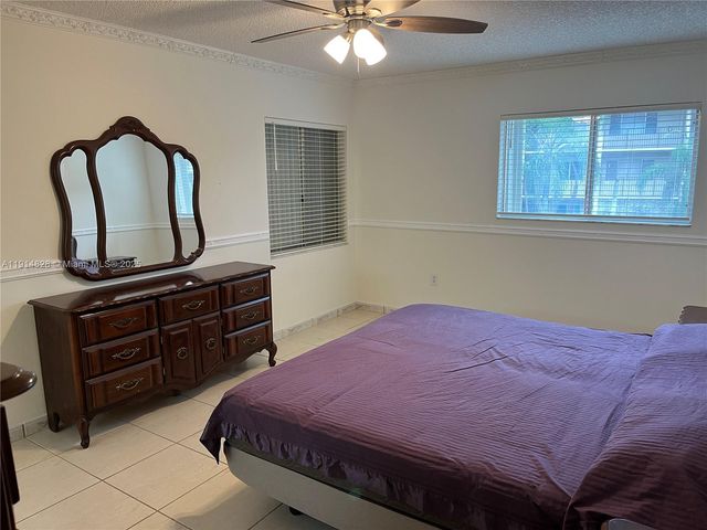 1301 SW 142nd Ave 301H, Pembroke Pines, FL 33027