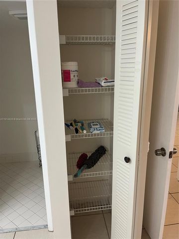 1301 SW 142nd Ave 301H, Pembroke Pines, FL 33027