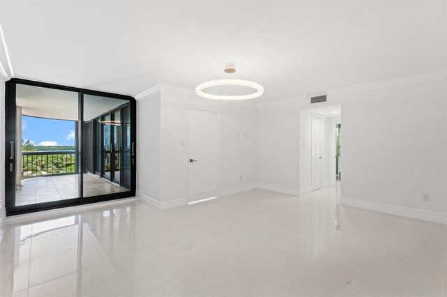 5380 N Ocean Drive 5a, Riviera Beach, FL 33404