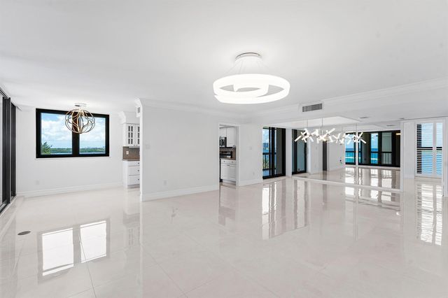 5380 N Ocean Drive 5a, Riviera Beach, FL 33404