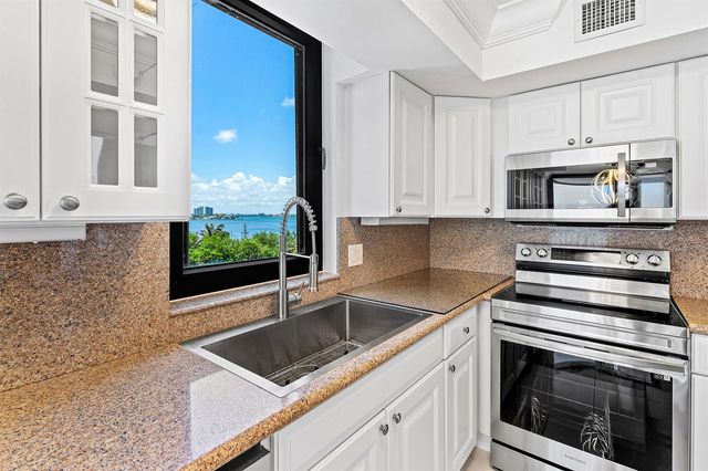 5380 N Ocean Drive 5a, Riviera Beach, FL 33404