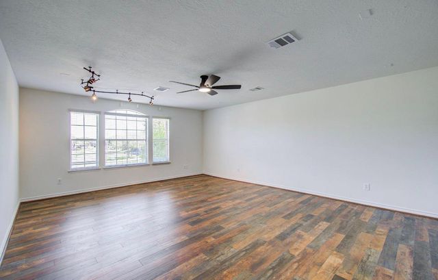 2402 Leslie Lane, Deer Park, TX 77536