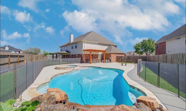 2402 Leslie Lane, Deer Park, TX 77536