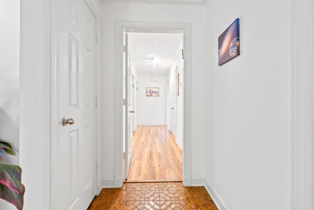 1429 POPLAR RIDGE DR, Memphis, TN 38120