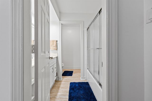 1429 POPLAR RIDGE DR, Memphis, TN 38120