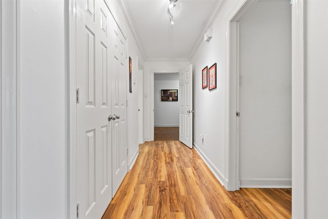 1429 POPLAR RIDGE DR, Memphis, TN 38120