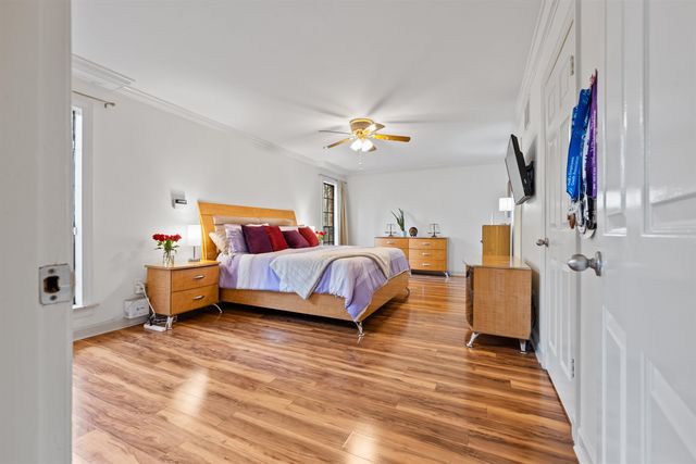 1429 POPLAR RIDGE DR, Memphis, TN 38120