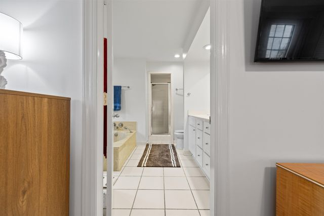 1429 POPLAR RIDGE DR, Memphis, TN 38120