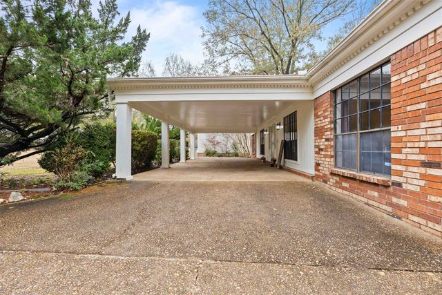 1429 POPLAR RIDGE DR, Memphis, TN 38120