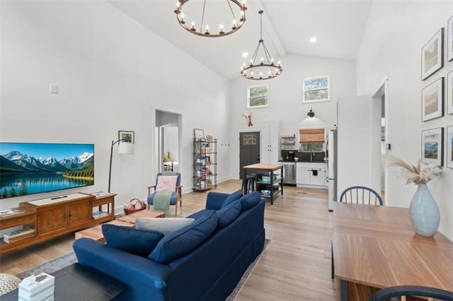 496 Meadow Lane, Talking Rock, GA 30175