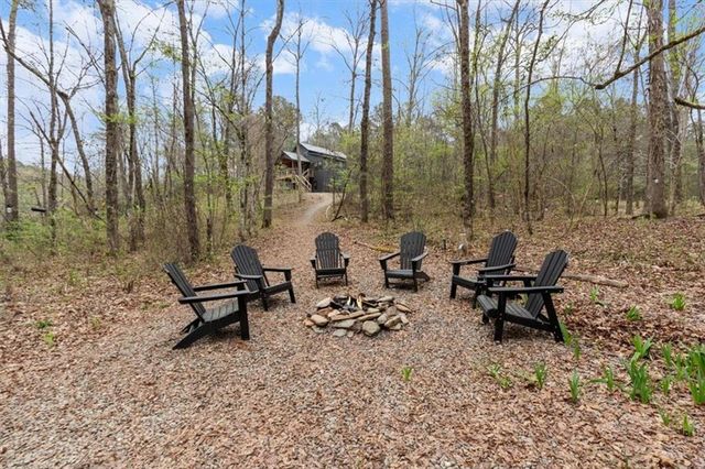 496 Meadow Lane, Talking Rock, GA 30175