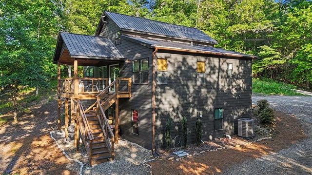 496 Meadow Lane, Talking Rock, GA 30175