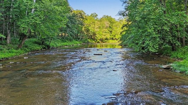 496 Meadow Lane, Talking Rock, GA 30175
