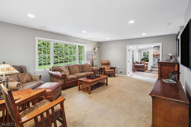 26 Longview Ave, Madison Boro, NJ 07940