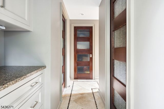 26 Longview Ave, Madison Boro, NJ 07940