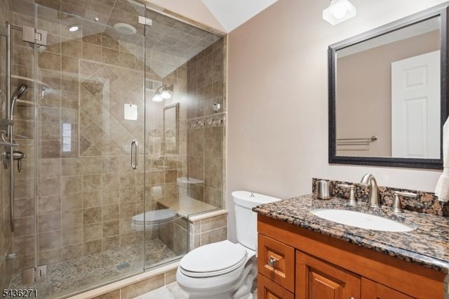 26 Longview Ave, Madison Boro, NJ 07940