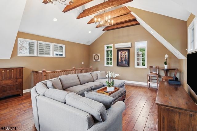 26 Longview Ave, Madison Boro, NJ 07940