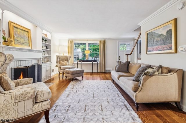 26 Longview Ave, Madison Boro, NJ 07940