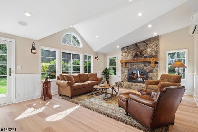 26 Longview Ave, Madison Boro, NJ 07940
