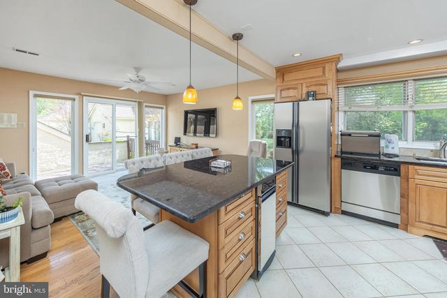1608 CHANTICLEER, Cherry Hill, NJ 08003
