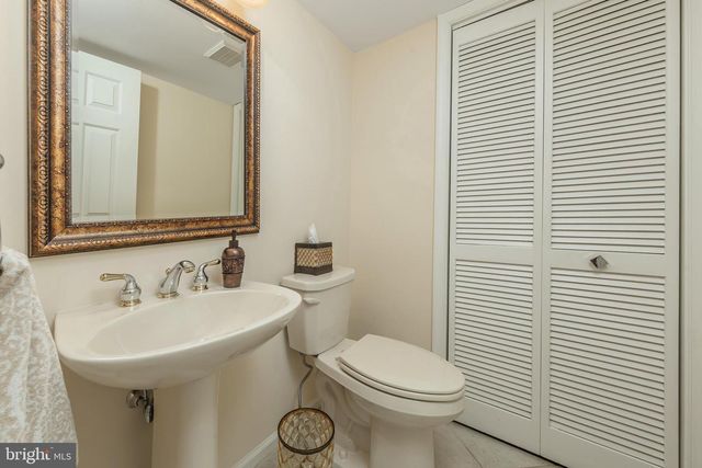 1608 CHANTICLEER, Cherry Hill, NJ 08003