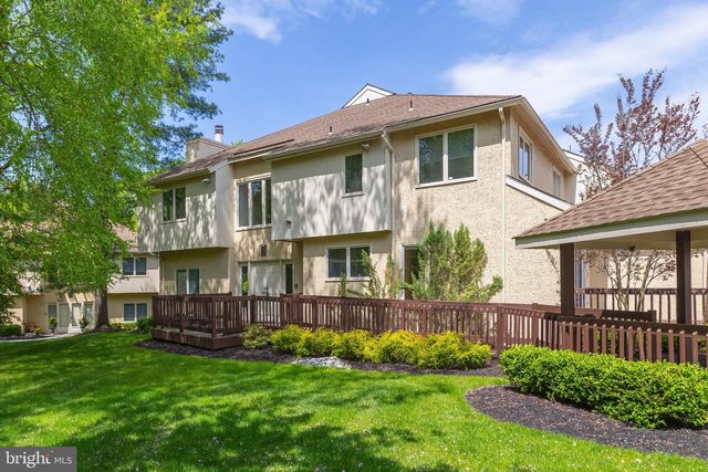 1608 CHANTICLEER, Cherry Hill, NJ 08003