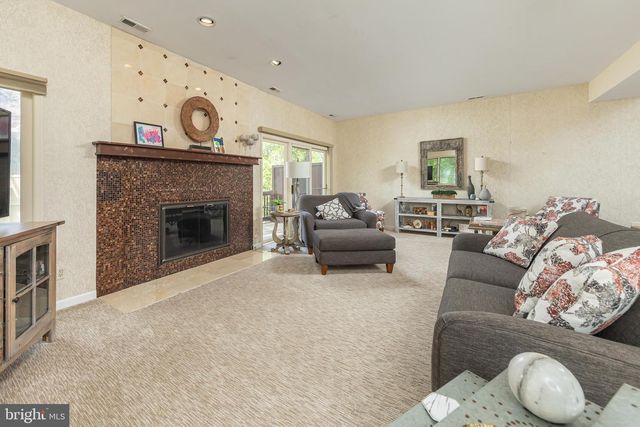 1608 CHANTICLEER, Cherry Hill, NJ 08003