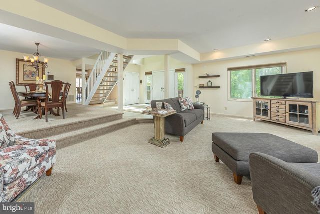 1608 CHANTICLEER, Cherry Hill, NJ 08003