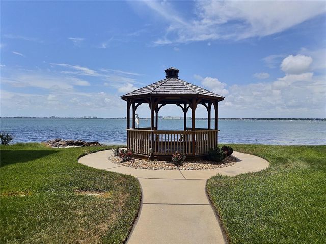 5633 PUERTA DEL SOL BOULEVARD S 307, St Petersburg, FL 33715