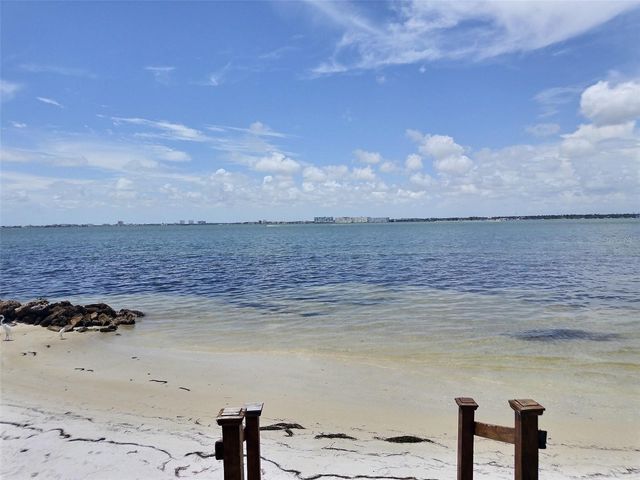5633 PUERTA DEL SOL BOULEVARD S 307, St Petersburg, FL 33715