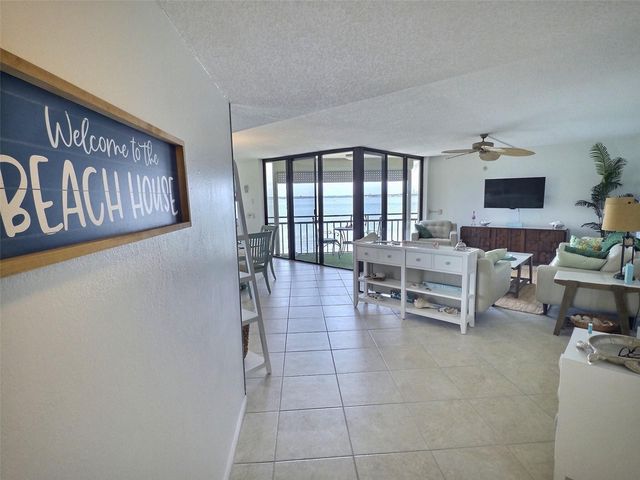 5633 PUERTA DEL SOL BOULEVARD S 307, St Petersburg, FL 33715