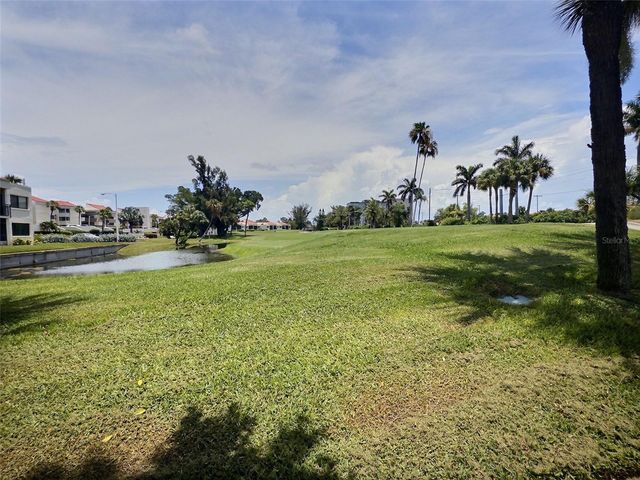 5633 PUERTA DEL SOL BOULEVARD S 307, St Petersburg, FL 33715