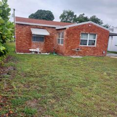 2518 Sherman Street, Hollywood, FL 33020