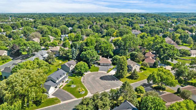 15393 Shadow Creek Road, Maple Grove, MN 55311
