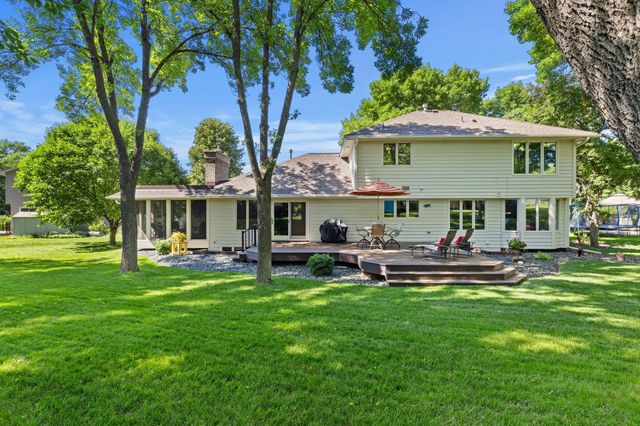 15393 Shadow Creek Road, Maple Grove, MN 55311