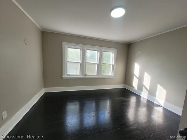 3241 Lawrence Street, Detroit, MI 48206