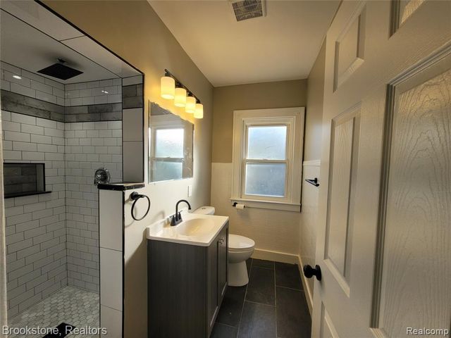 3241 Lawrence Street, Detroit, MI 48206