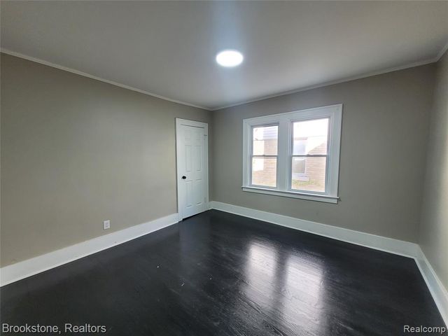 3241 Lawrence Street, Detroit, MI 48206