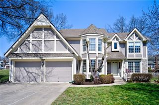 2904 SW 13th Street, Lee's Summit, MO 64081